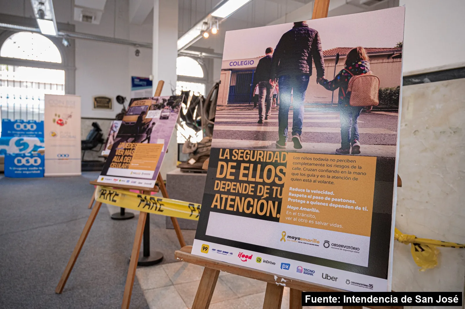 Afiches de la muestra Tránsito Visible, en el Espacio Cultural San José, mayo de 2026.
