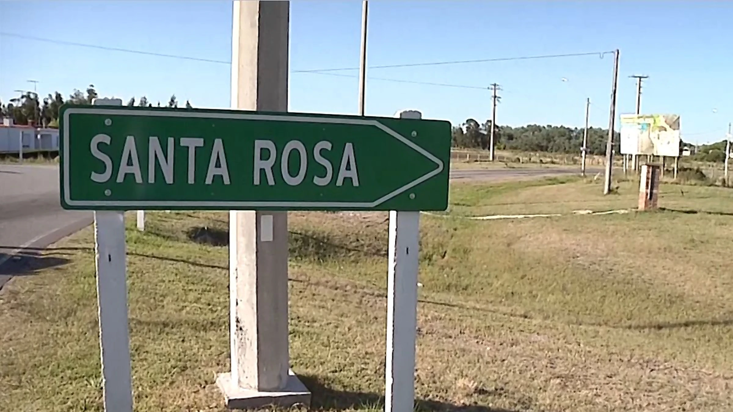 Mayo Amarillo en Santa Rosa 1 Cartel de entrada a Santa Rosa, Canelones