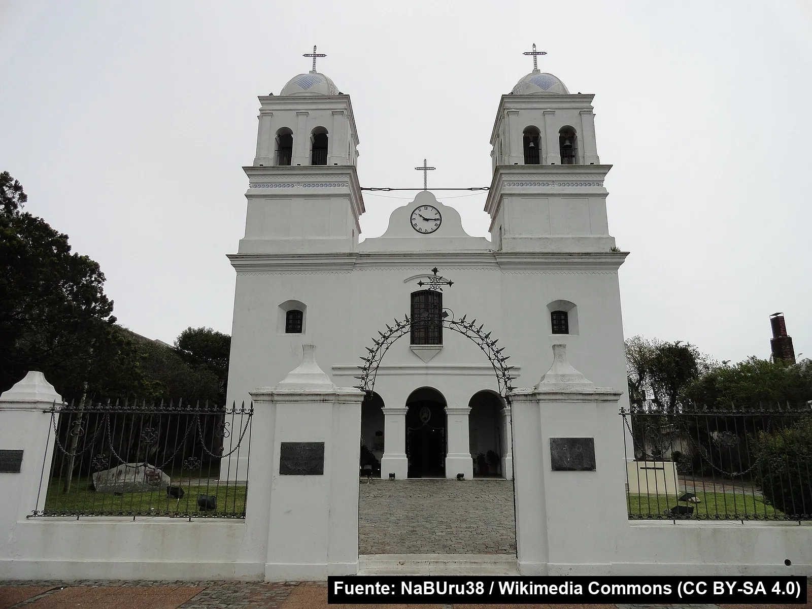 Mayo Amarillo en San Carlos 2 Iglesia de San Carlos Borromeo, sep-2016