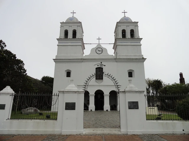 Mayo Amarillo en Maldonado 6 Iglesia de San Carlos Borromeo, sep-2016