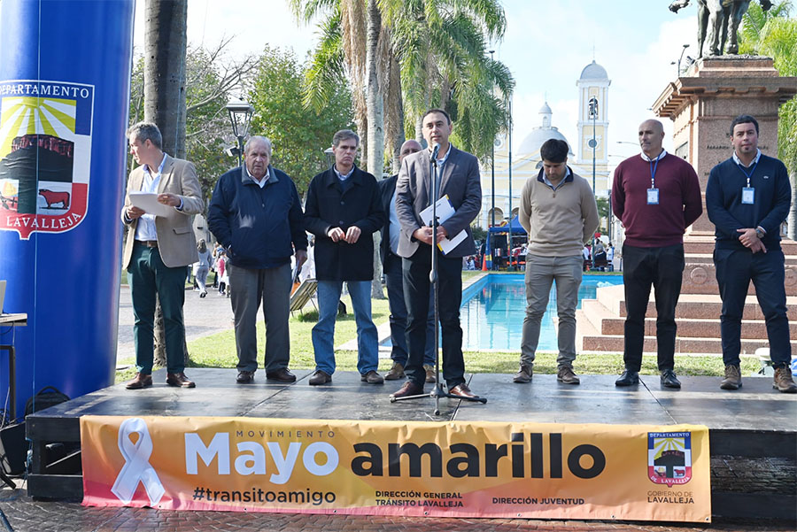 Mayo Amarillo en Minas 1 Apertura de Expo Transito Amigo en Plaza Libertad de Minas, mayo de 2023
