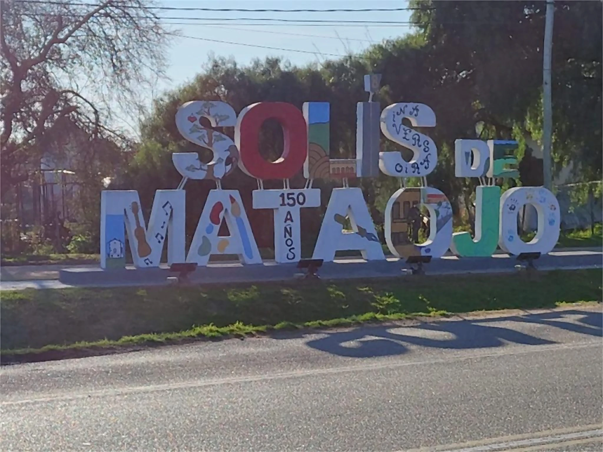 Mayo Amarillo en Solís de Mataojo 1 Letras corpóreas de Solís de Mataojo
