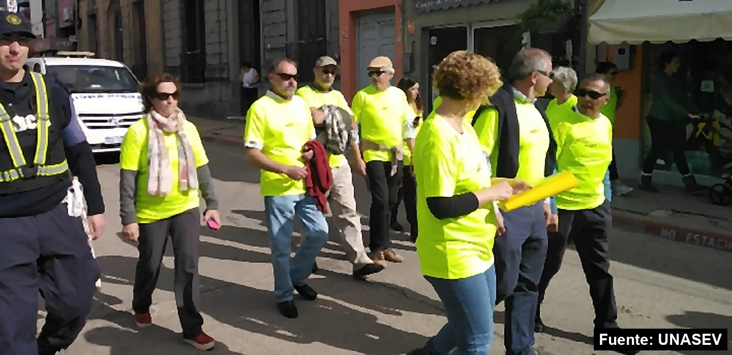 Mayo Amarillo en Trinidad 4 marcha mayo amarillo trinidad flores 2019