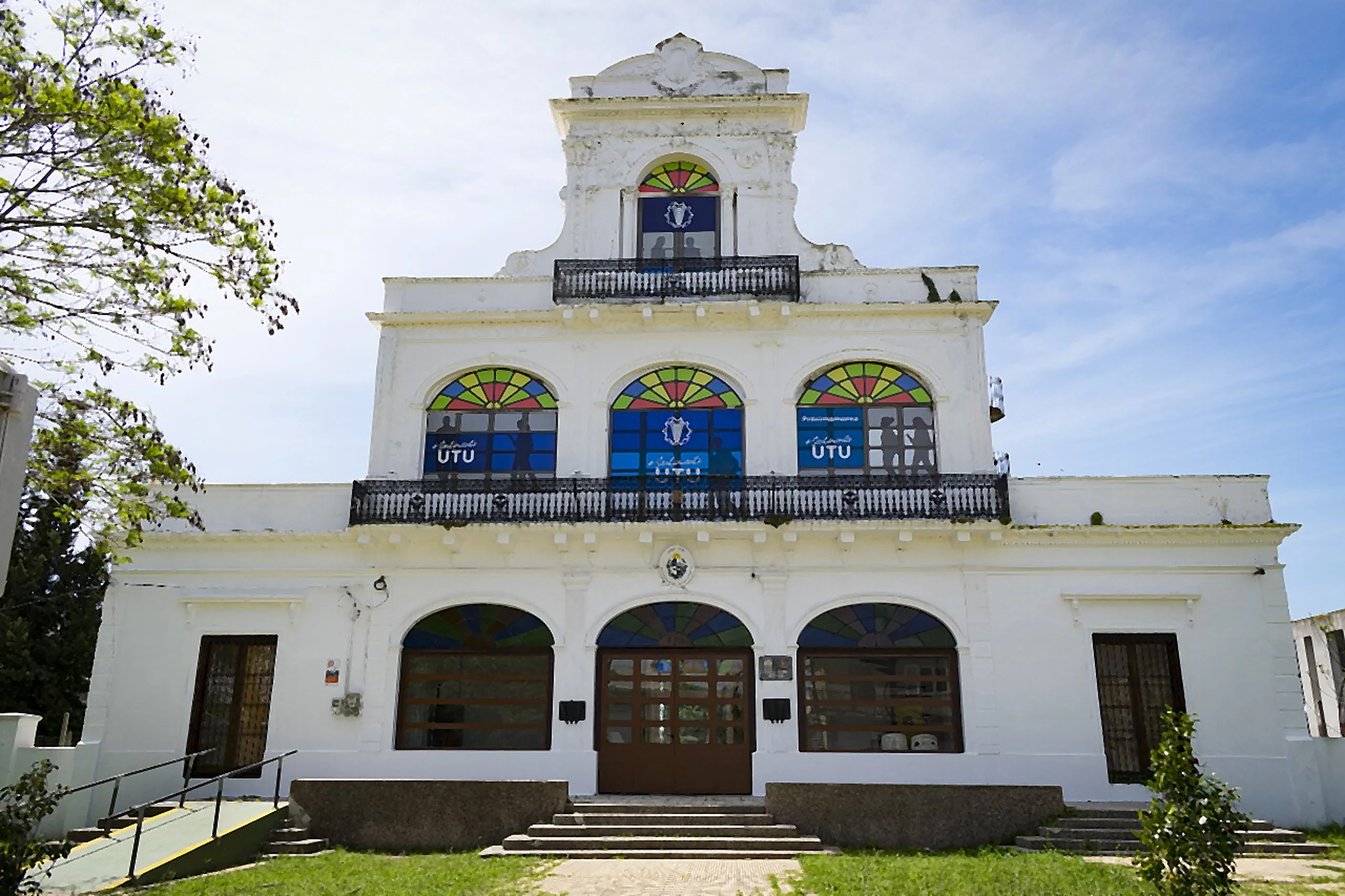 Palacio Lacueva en Santa Lucía, Canelones